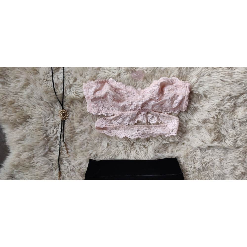 Free People Rose Lace Bralette 🌹